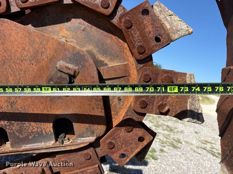 image for item FC4340 1999 Ditch Witch 7610DD trencher
