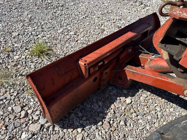 image for item FC4340 1999 Ditch Witch 7610DD trencher