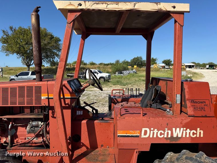 image for item FC4340 1999 Ditch Witch 7610DD trencher