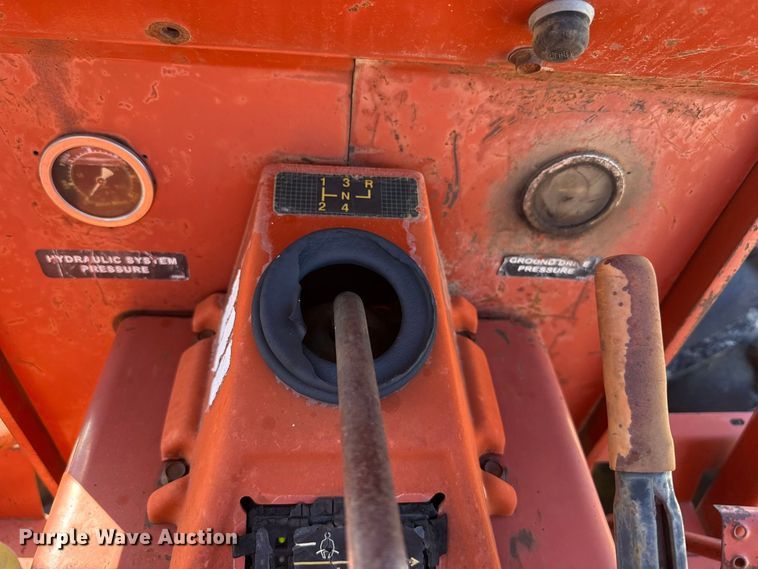 image for item FC4340 1999 Ditch Witch 7610DD trencher