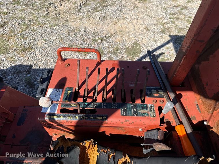 image for item FC4340 1999 Ditch Witch 7610DD trencher