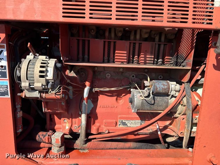 image for item FC4340 1999 Ditch Witch 7610DD trencher