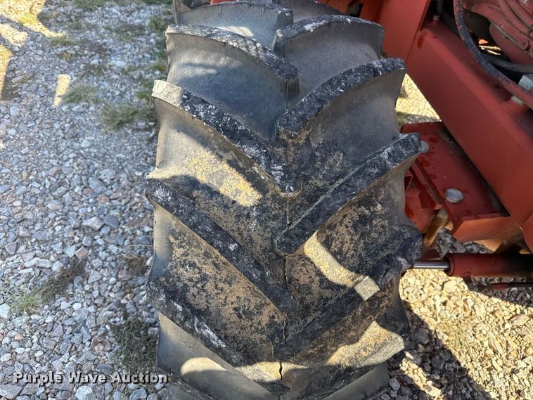 image for item FC4340 1999 Ditch Witch 7610DD trencher