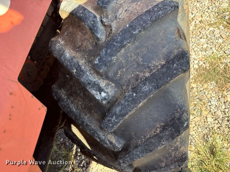 image for item FC4340 1999 Ditch Witch 7610DD trencher