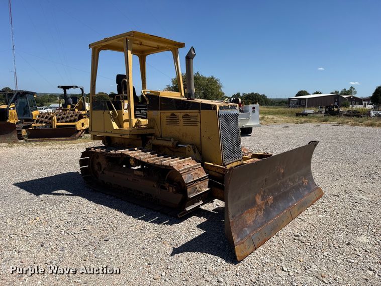 image for item FC4353 1994 Caterpillar D4C dozer