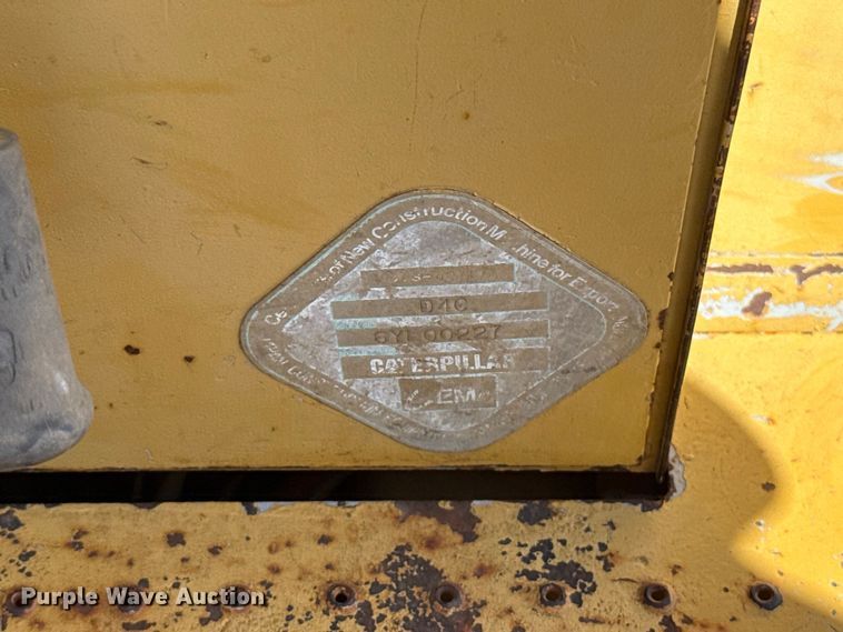 image for item FC4353 1994 Caterpillar D4C dozer