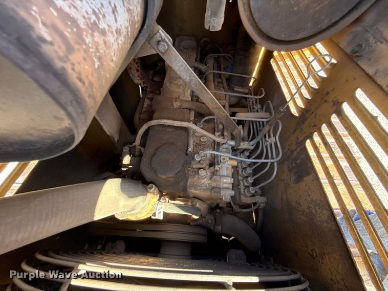 image for item FC4353 1994 Caterpillar D4C dozer
