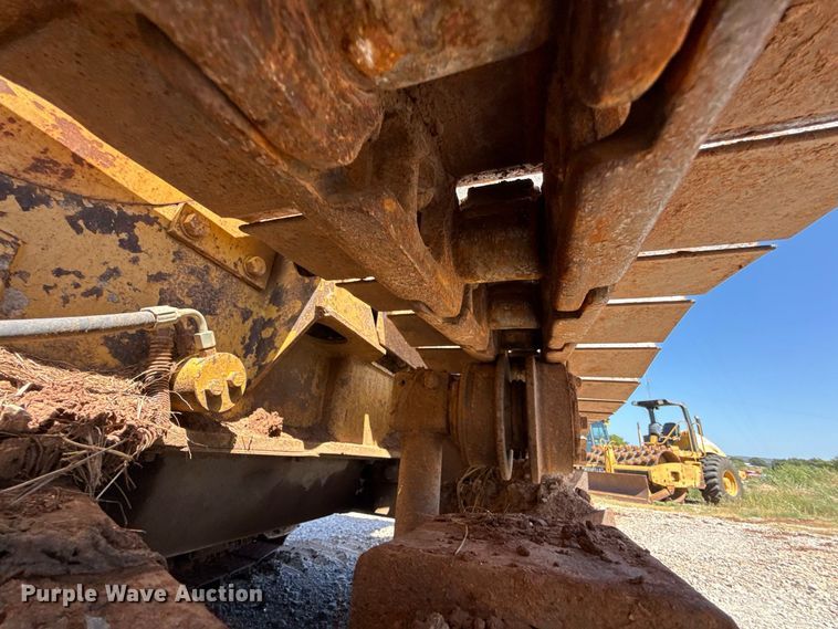 image for item FC4353 1994 Caterpillar D4C dozer