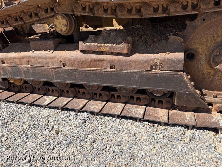 image for item FC4353 1994 Caterpillar D4C dozer