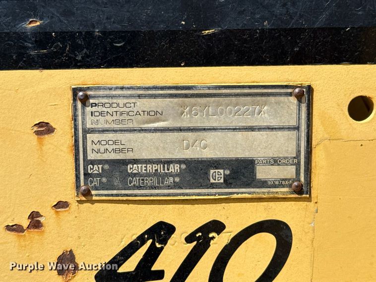 image for item FC4353 1994 Caterpillar D4C dozer