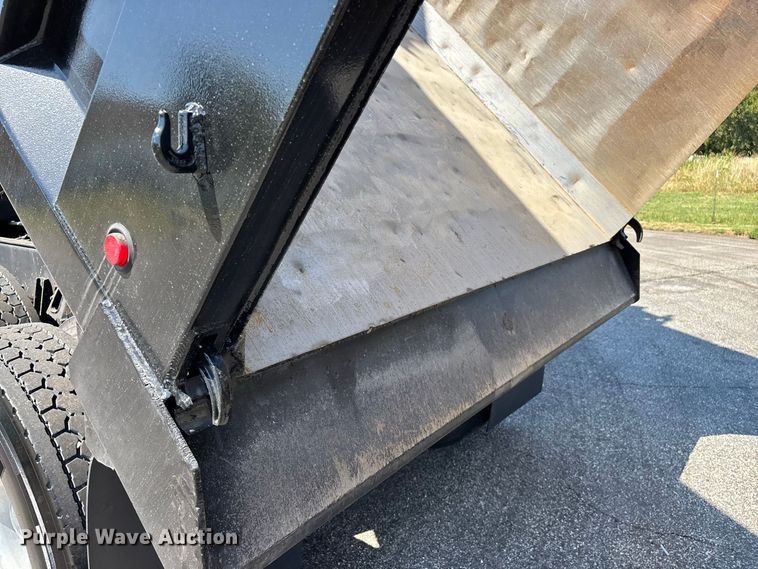 image for item FG0622 2006 Kenworth T800 dump truck