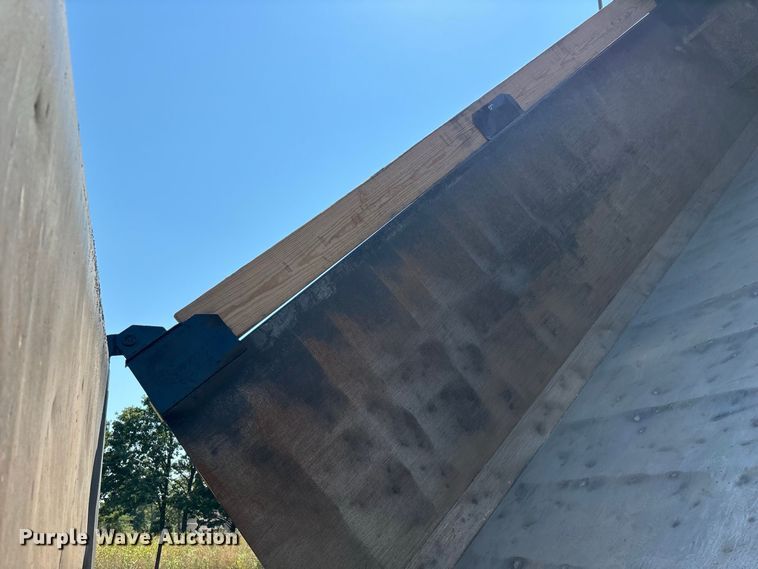 image for item FG0622 2006 Kenworth T800 dump truck