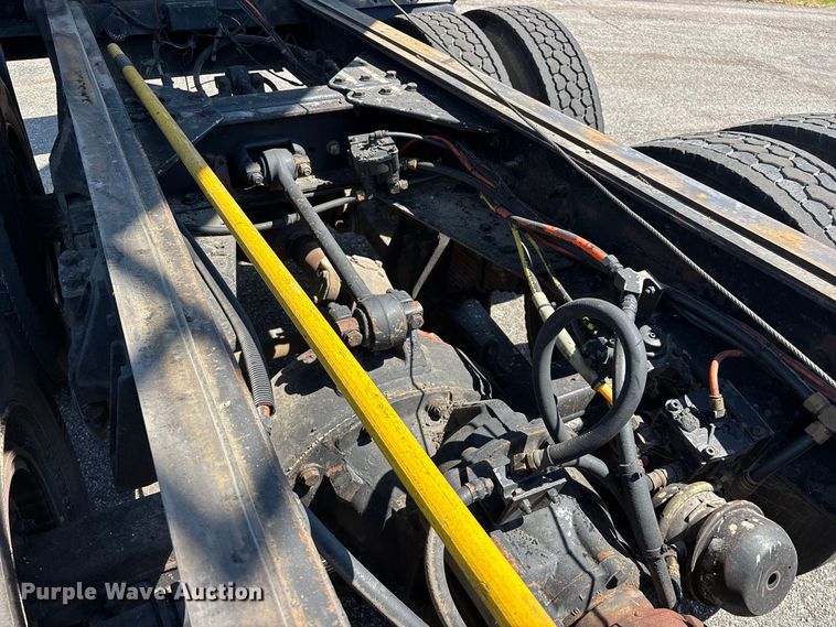 image for item FG0622 2006 Kenworth T800 dump truck