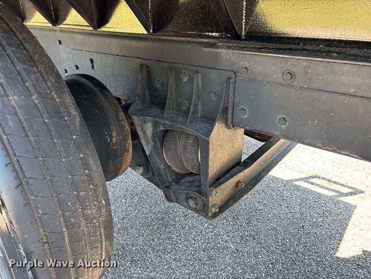 image for item FG0622 2006 Kenworth T800 dump truck