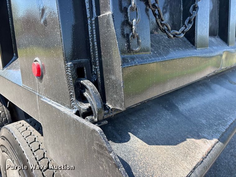 image for item FG0622 2006 Kenworth T800 dump truck