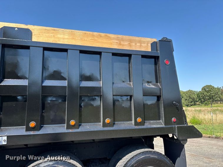 image for item FG0622 2006 Kenworth T800 dump truck