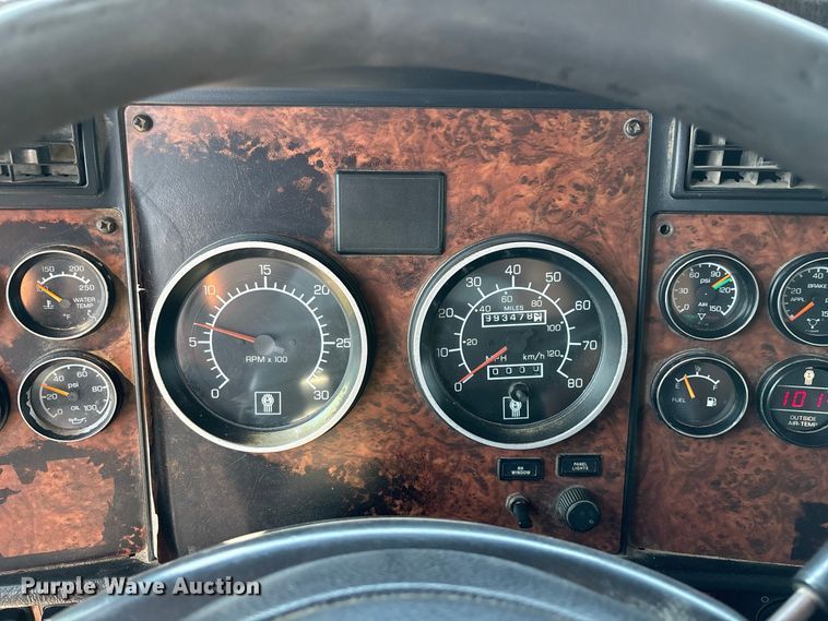 image for item FG0622 2006 Kenworth T800 dump truck