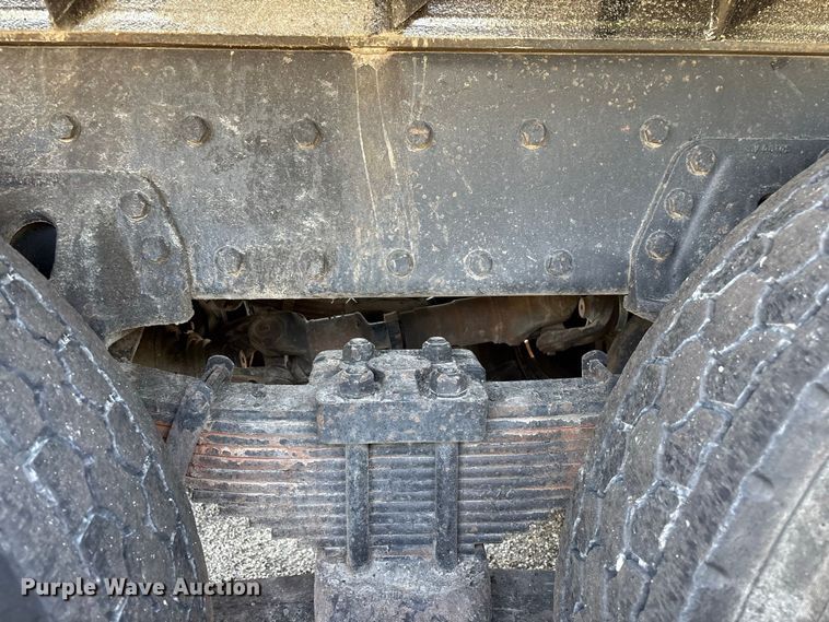 image for item FG0622 2006 Kenworth T800 dump truck