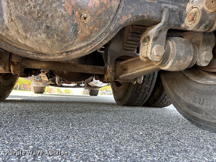 image for item FG0622 2006 Kenworth T800 dump truck