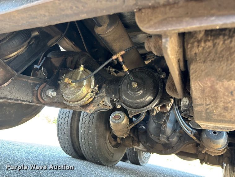 image for item FG0622 2006 Kenworth T800 dump truck