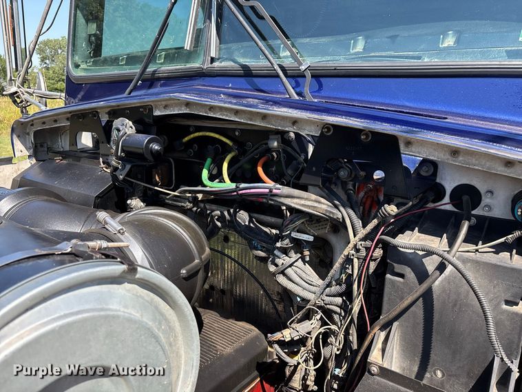 image for item FG0622 2006 Kenworth T800 dump truck