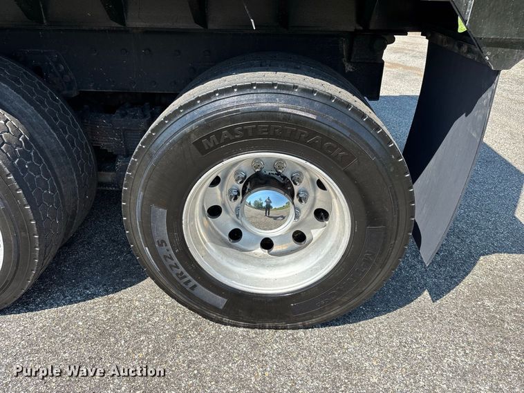image for item FG0622 2006 Kenworth T800 dump truck