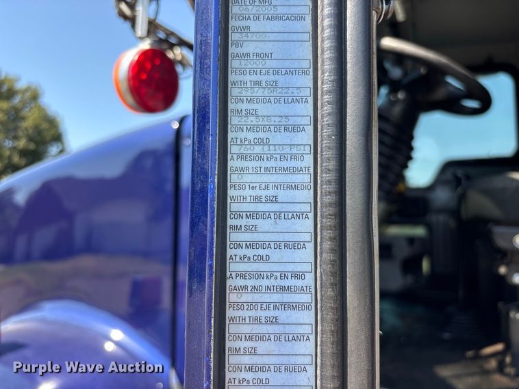 image for item FG0622 2006 Kenworth T800 dump truck
