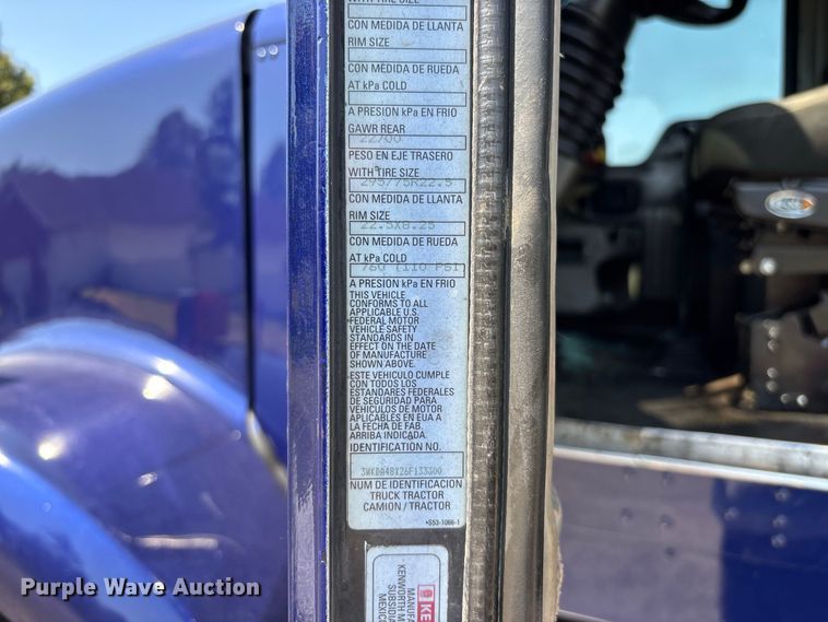 image for item FG0622 2006 Kenworth T800 dump truck