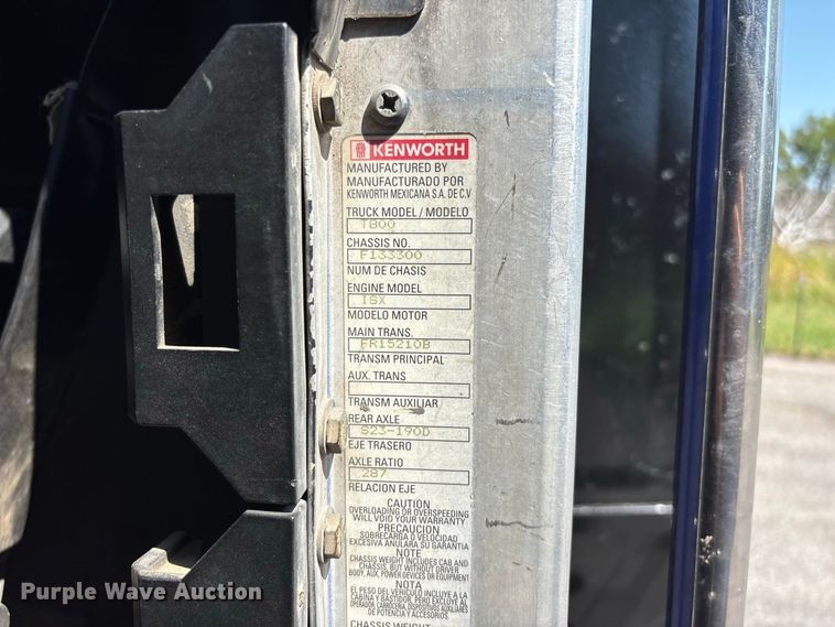 image for item FG0622 2006 Kenworth T800 dump truck