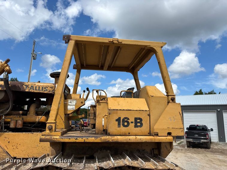 image for item FG0675 1981 Fiat-Allis 16-B dozer