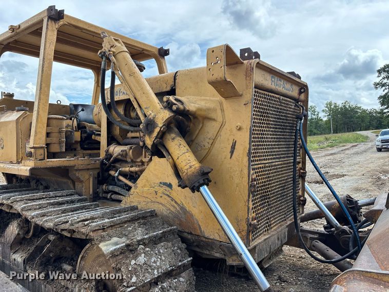 image for item FG0675 1981 Fiat-Allis 16-B dozer