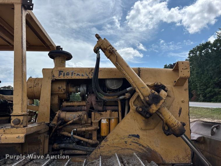 image for item FG0675 1981 Fiat-Allis 16-B dozer
