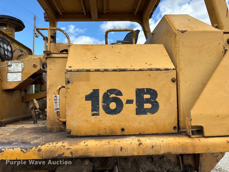 image for item FG0675 1981 Fiat-Allis 16-B dozer