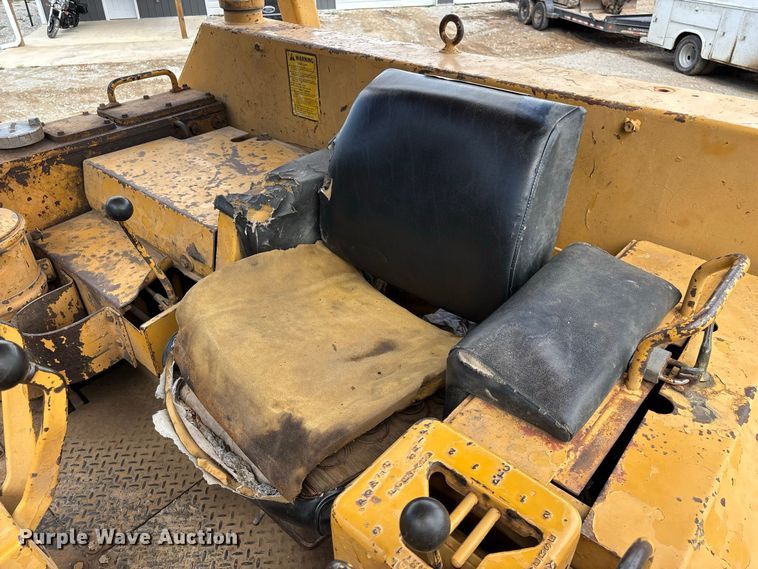 image for item FG0675 1981 Fiat-Allis 16-B dozer