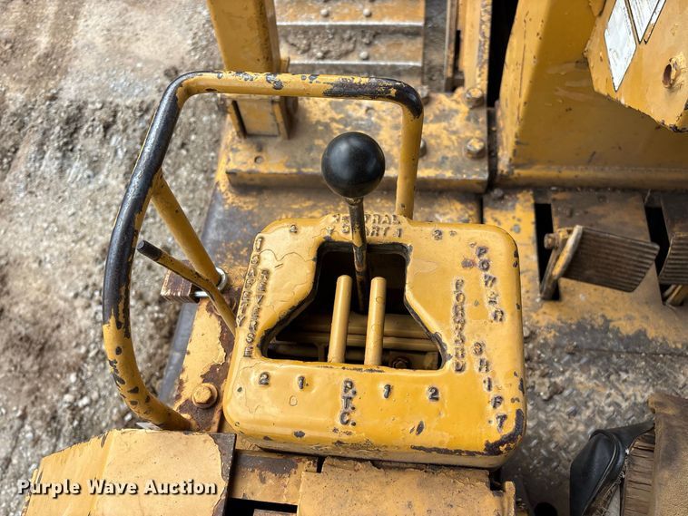image for item FG0675 1981 Fiat-Allis 16-B dozer