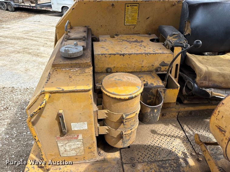 image for item FG0675 1981 Fiat-Allis 16-B dozer