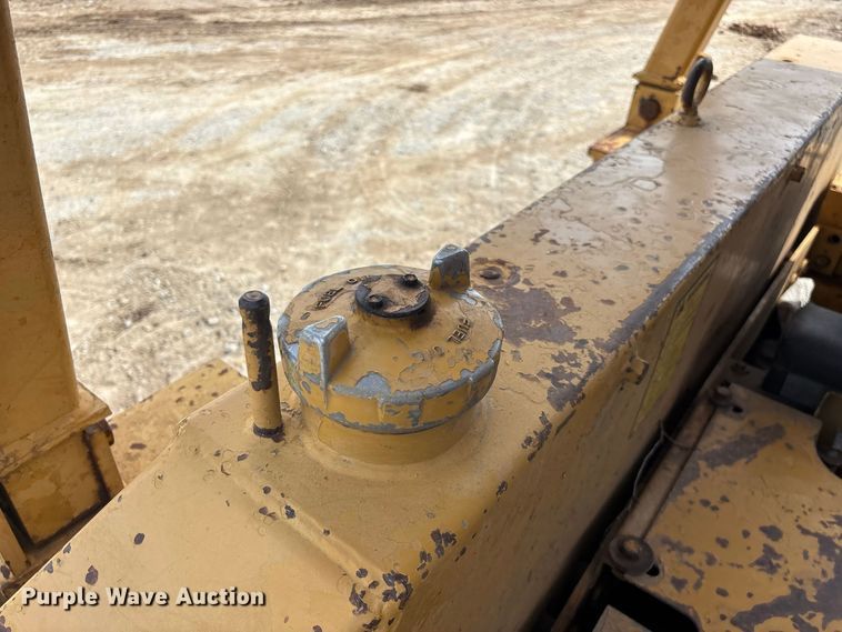 image for item FG0675 1981 Fiat-Allis 16-B dozer