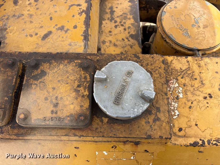 image for item FG0675 1981 Fiat-Allis 16-B dozer