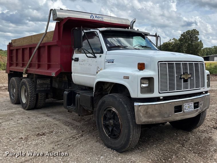 image for item FG0676 1990 Chevrolet Kodiak dump truck