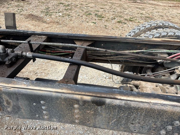 image for item FG0676 1990 Chevrolet Kodiak dump truck