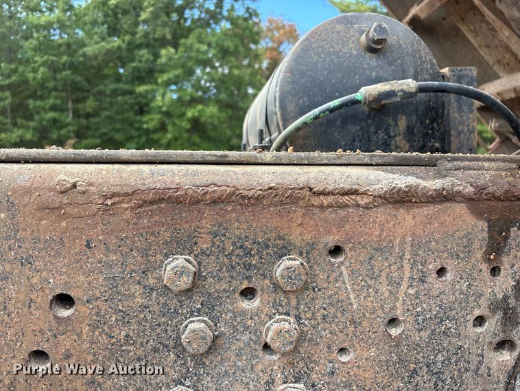 image for item FG0676 1990 Chevrolet Kodiak dump truck