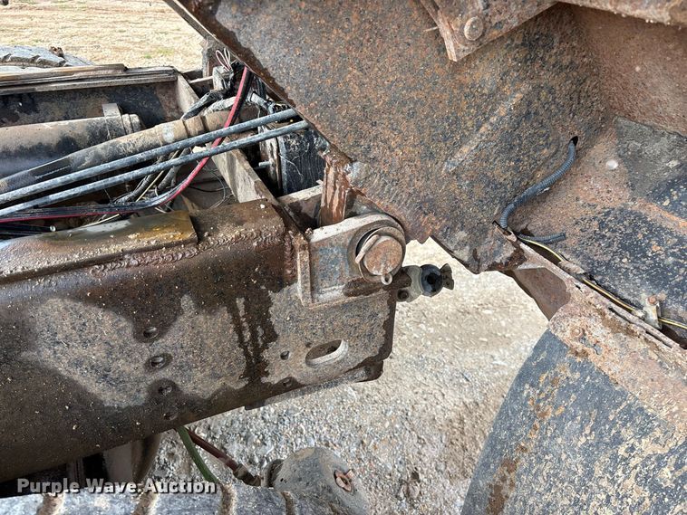 image for item FG0676 1990 Chevrolet Kodiak dump truck