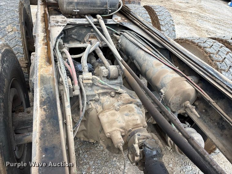 image for item FG0676 1990 Chevrolet Kodiak dump truck