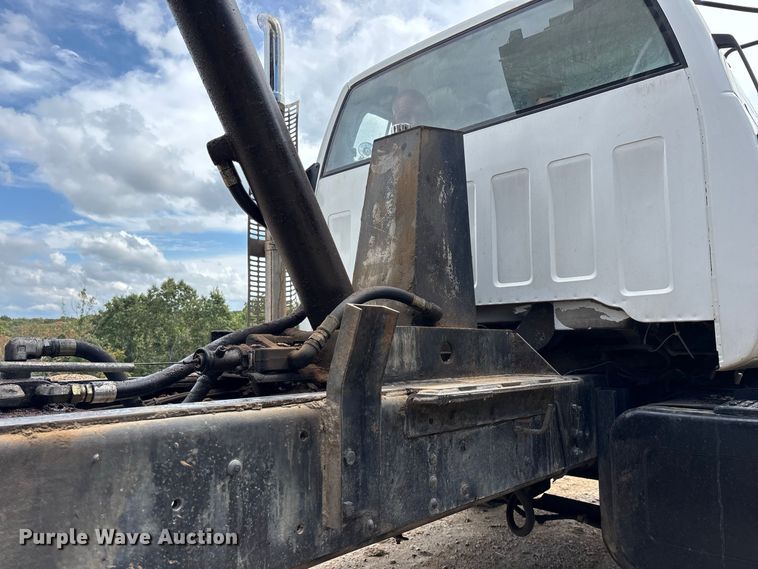image for item FG0676 1990 Chevrolet Kodiak dump truck