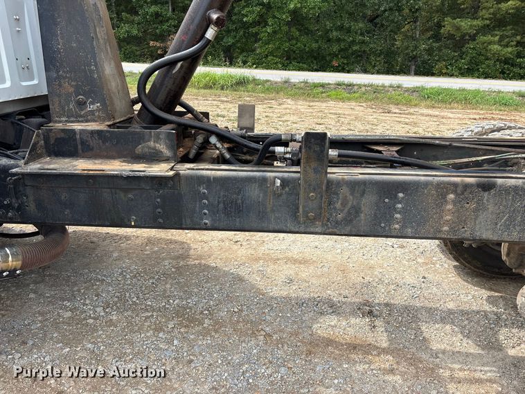 image for item FG0676 1990 Chevrolet Kodiak dump truck