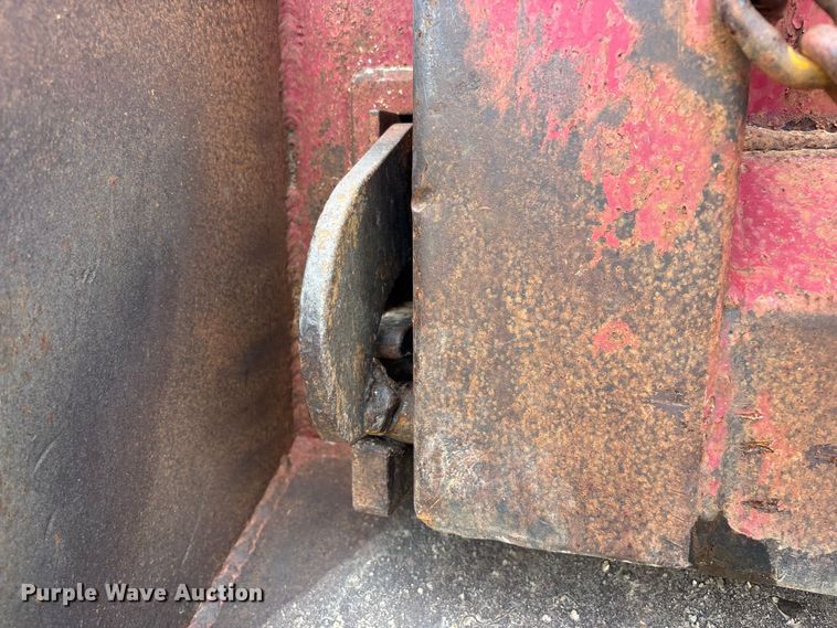 image for item FG0676 1990 Chevrolet Kodiak dump truck