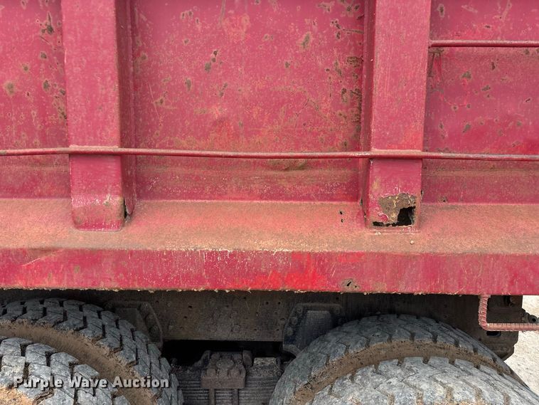 image for item FG0676 1990 Chevrolet Kodiak dump truck