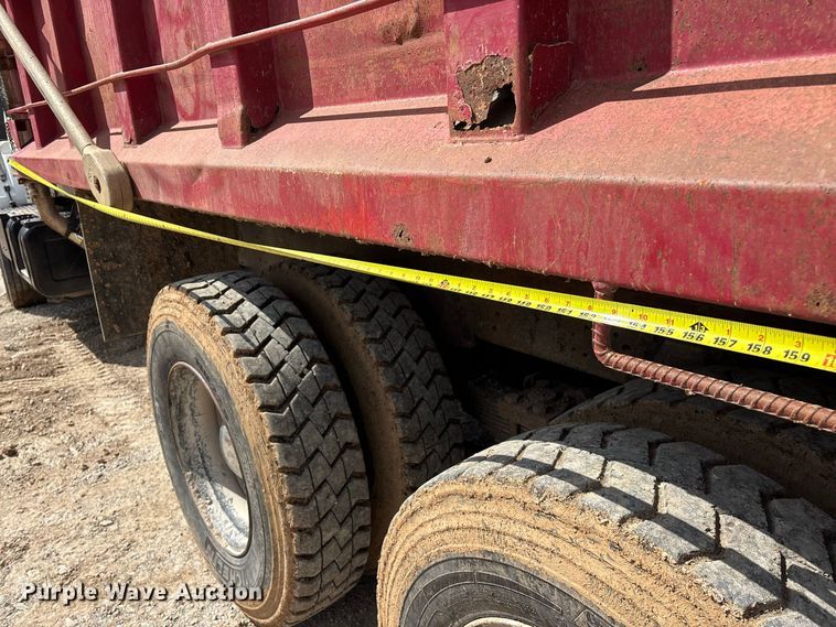 image for item FG0676 1990 Chevrolet Kodiak dump truck