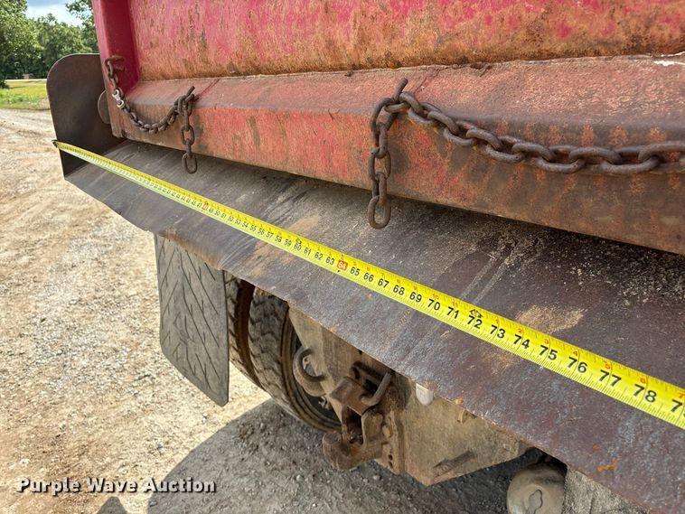 image for item FG0676 1990 Chevrolet Kodiak dump truck