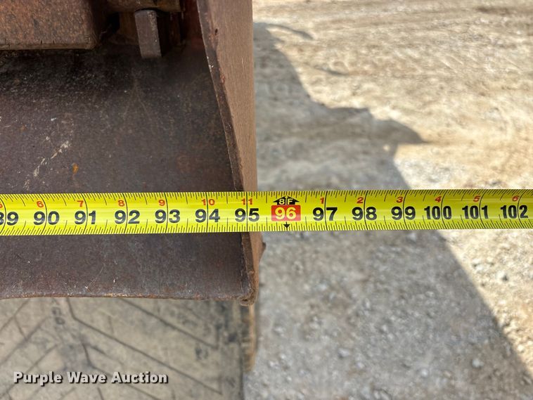 image for item FG0676 1990 Chevrolet Kodiak dump truck